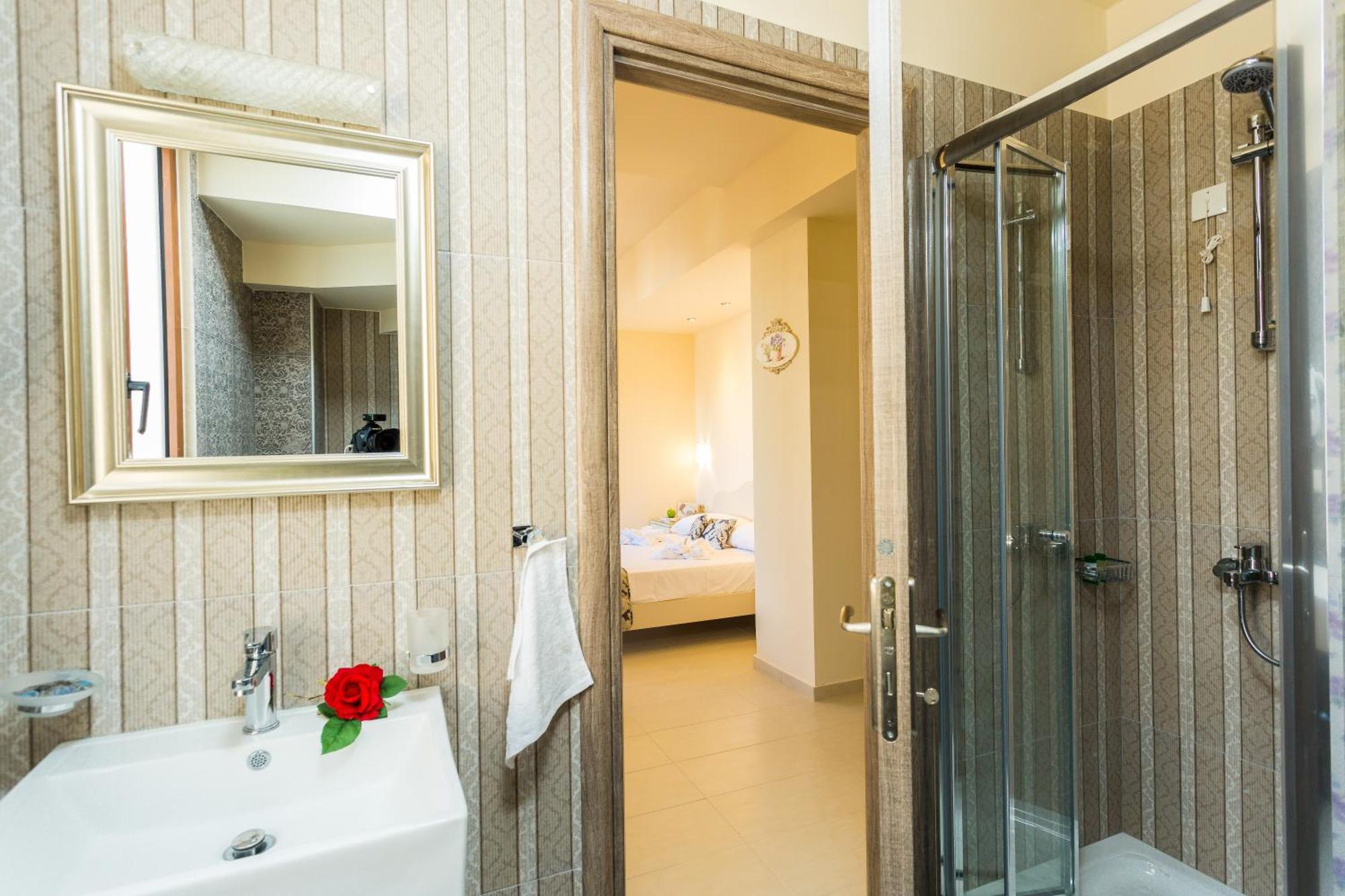 Polyxenia Suites Rethimno Eksteriør billede